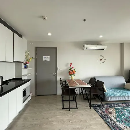 The Base Deluxe Appartement Pattaya Buitenkant foto