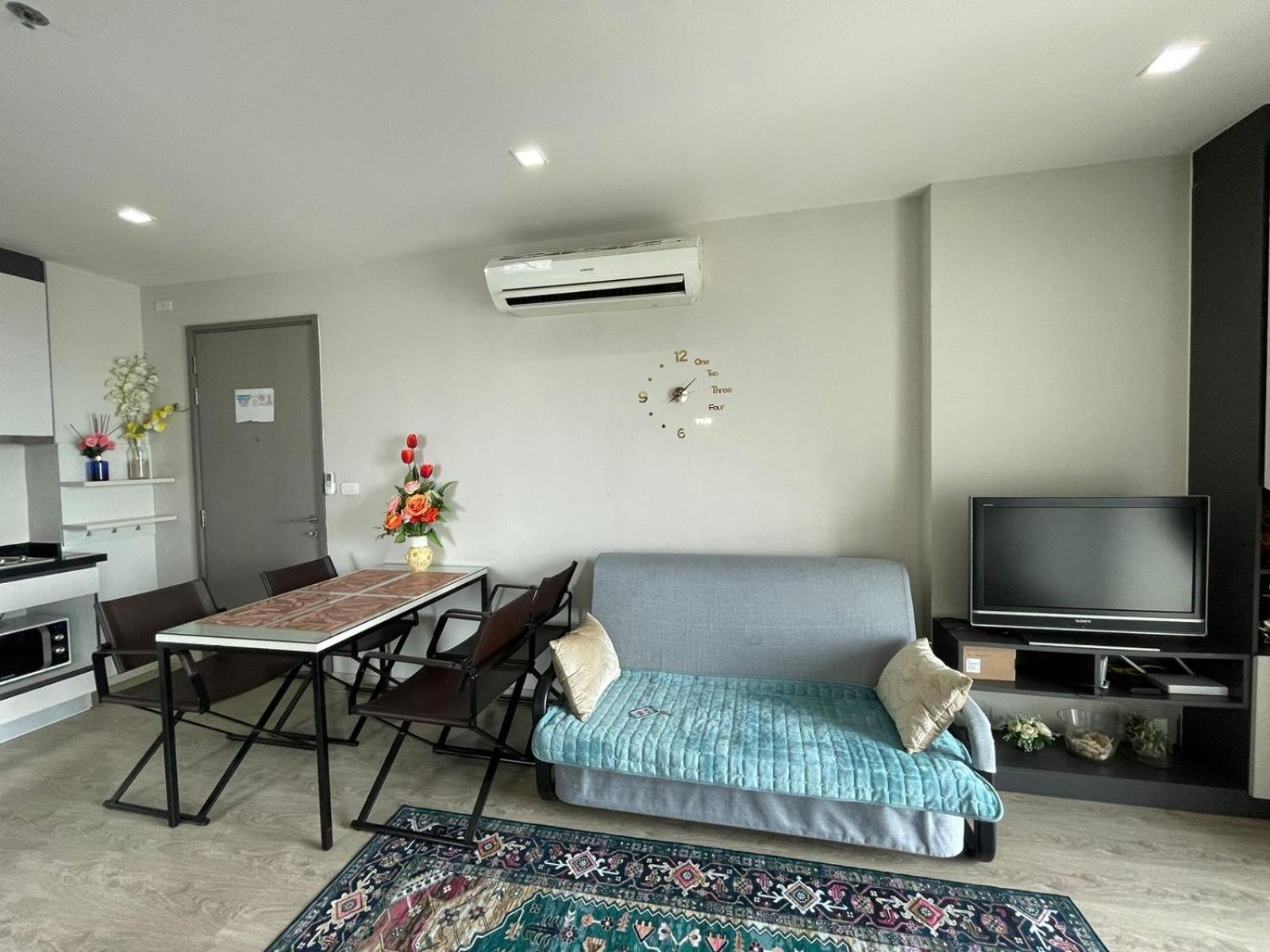 The Base Deluxe Pattaya