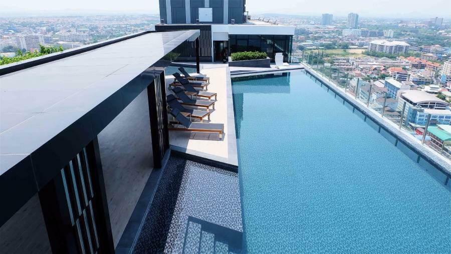 The Base Deluxe Apartment *